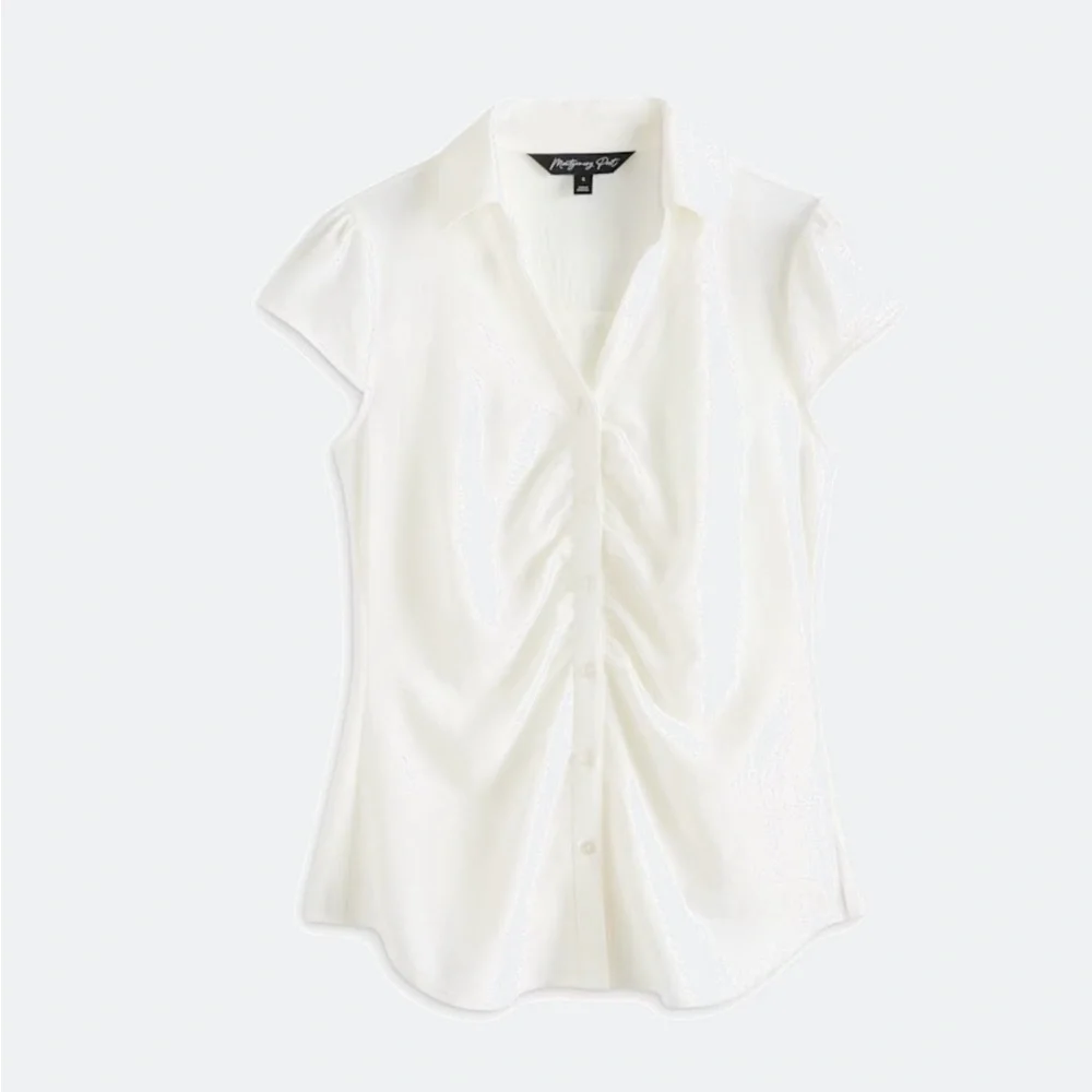 Off White Cap Sleeve Ruched Button-Front Blouse - Picture 1 of 5